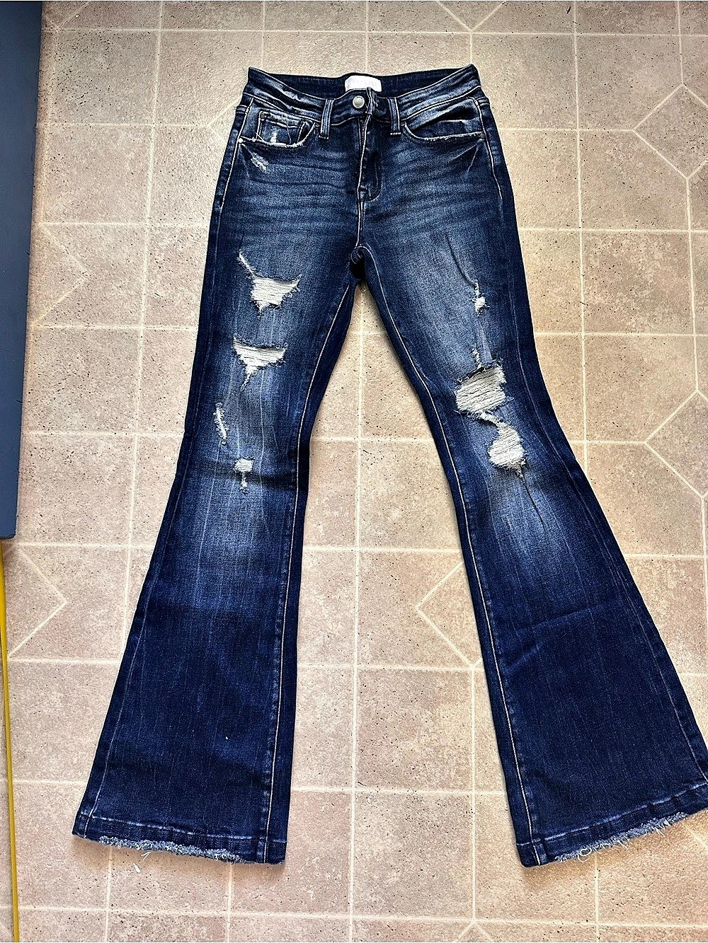 ✨LONG Petra 153 Flare Jeans in Blue Size 5✨
